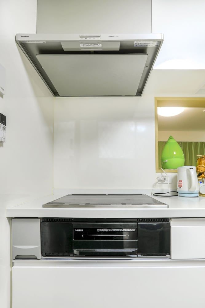 undefined Zenith's House 5