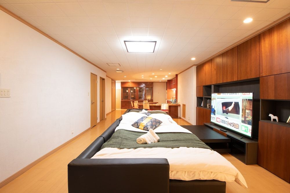 undefined The Experience Uehonmachi 8