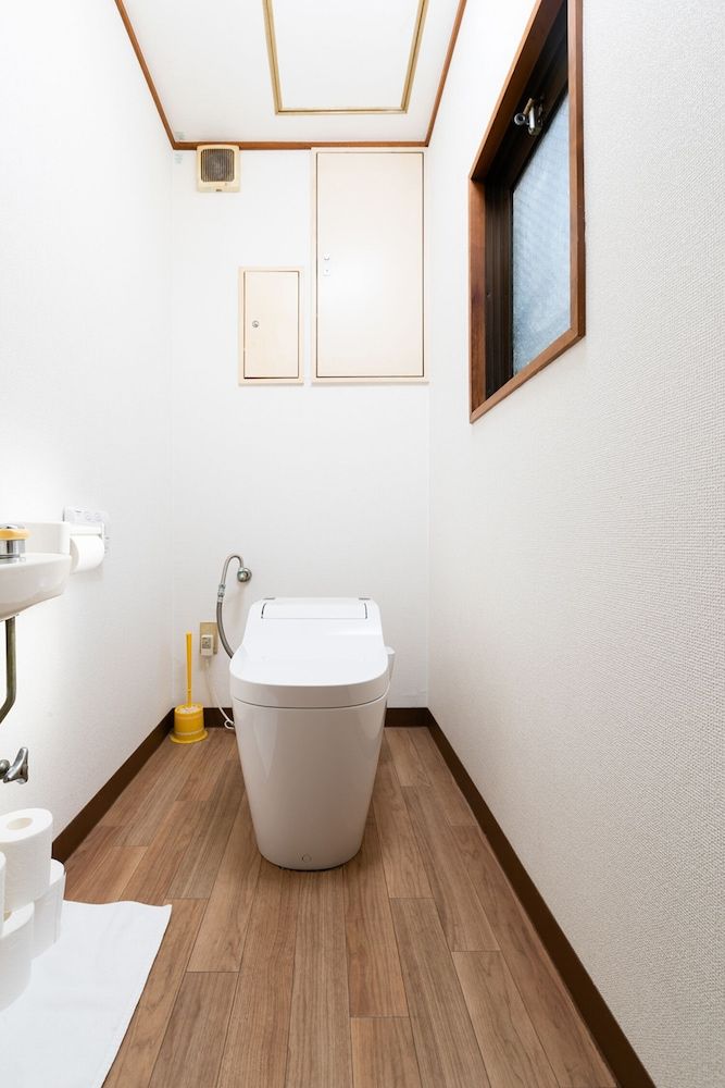 Ota Building Penthouse St33 Apartment 35