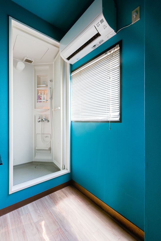 Ota Building Penthouse St33 Apartment 33