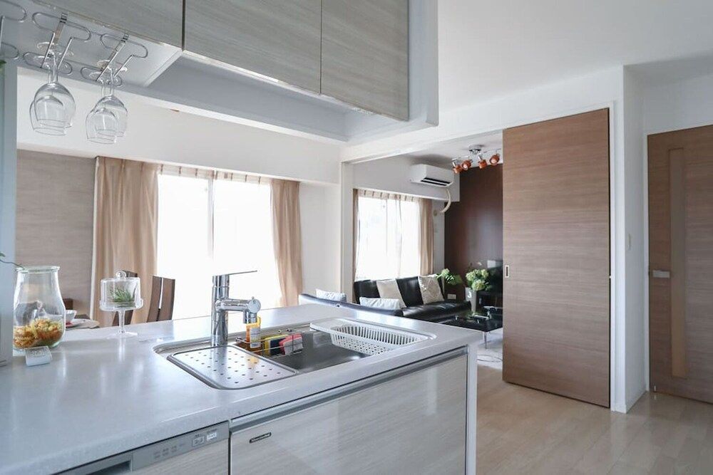 Crystal Exe Nipponbashi St23 Apartment 16