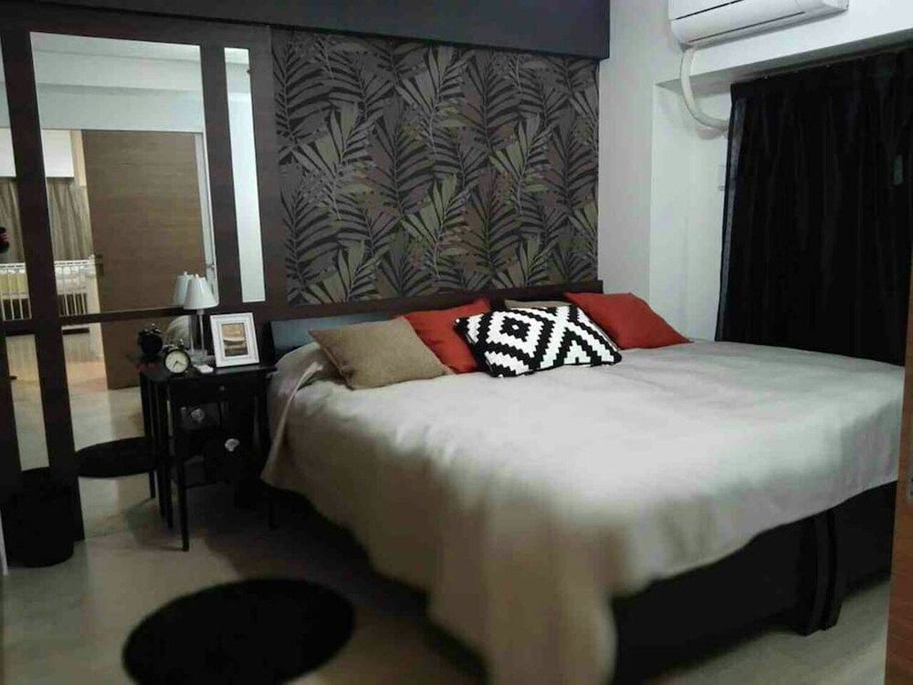 Crystal Exe Nipponbashi St23 Apartment 13