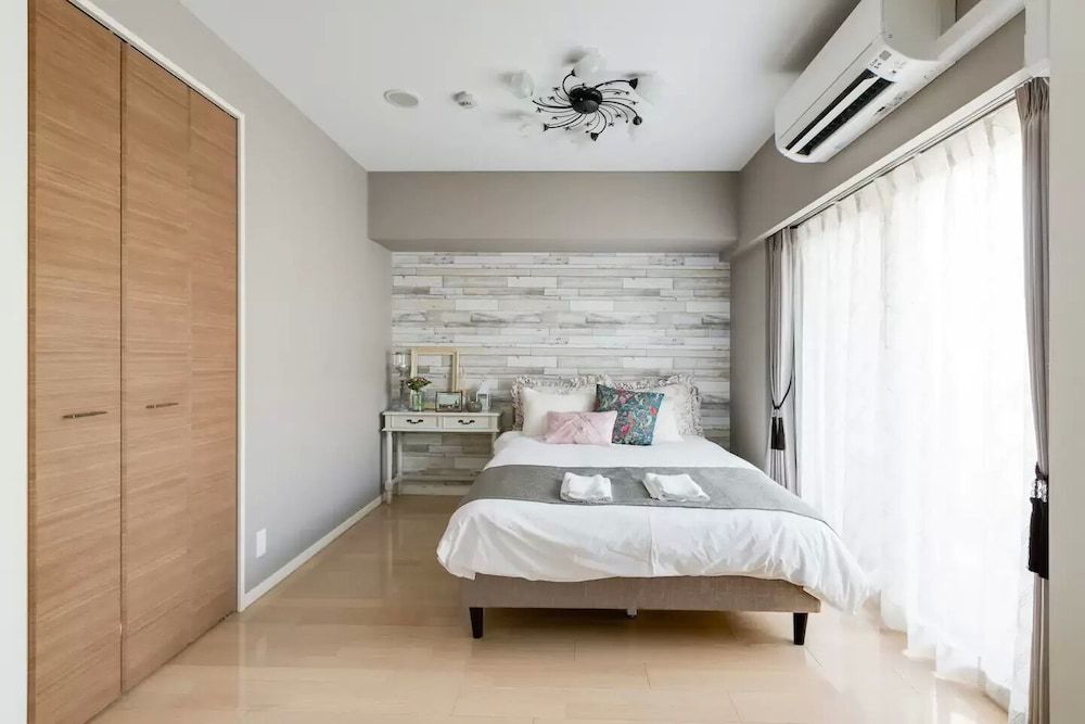 Crystal Exe Nipponbashi St35 Apartment 5