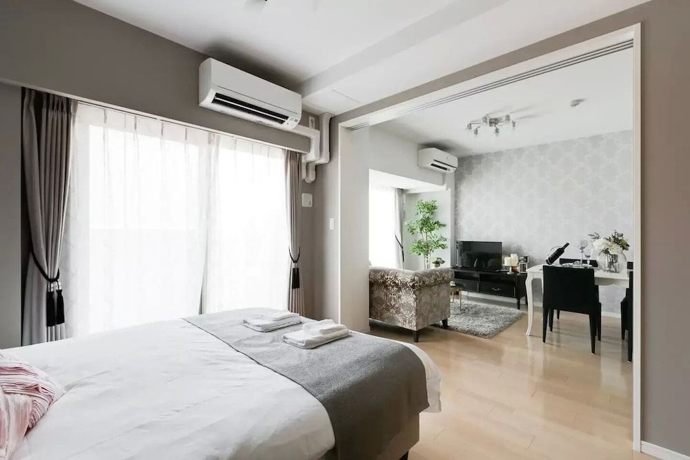 Crystal Exe Nipponbashi St35 Apartment