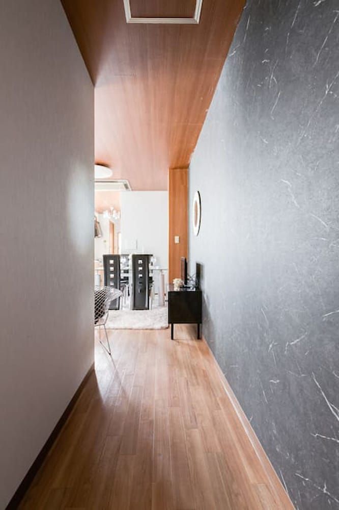 Ota Building St31&32 Apartment 25