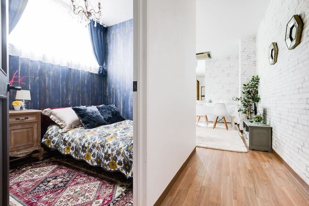 Ota Building St31&32 Apartment 2