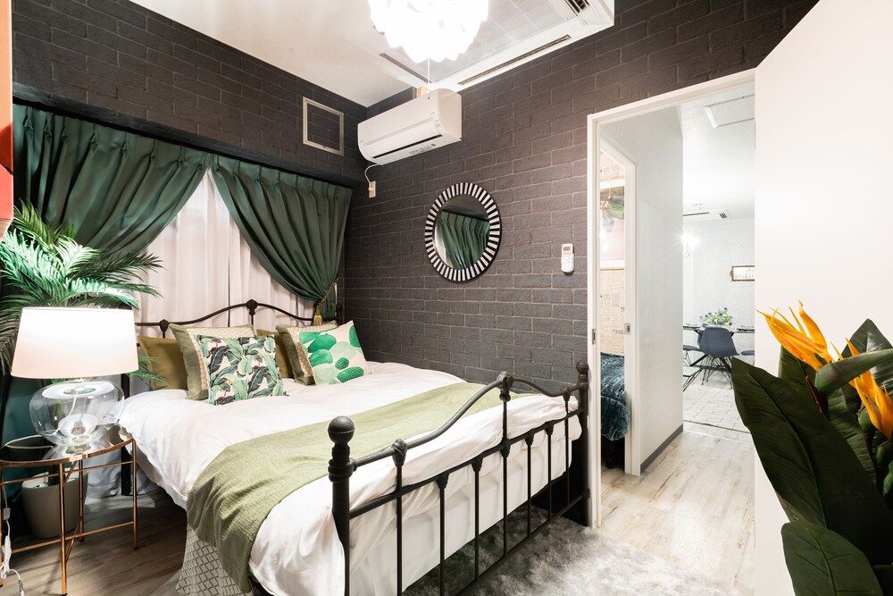 Ota Building St30&34 Apartment 13