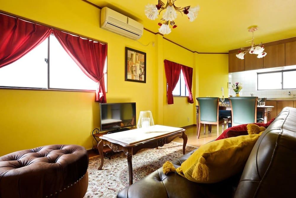 undefined Private House St8