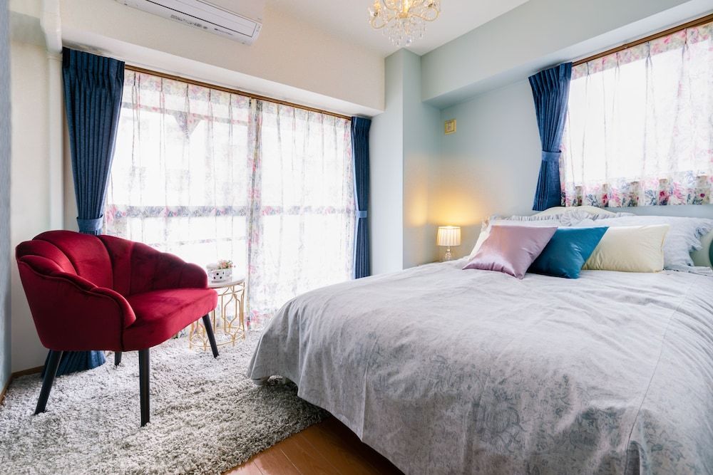 undefined Lumiere Higashi Shinsaibashi St27 3