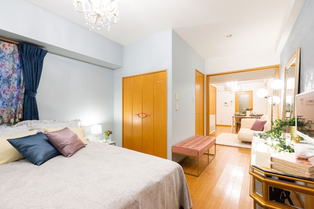 undefined Lumiere Higashi Shinsaibashi St27