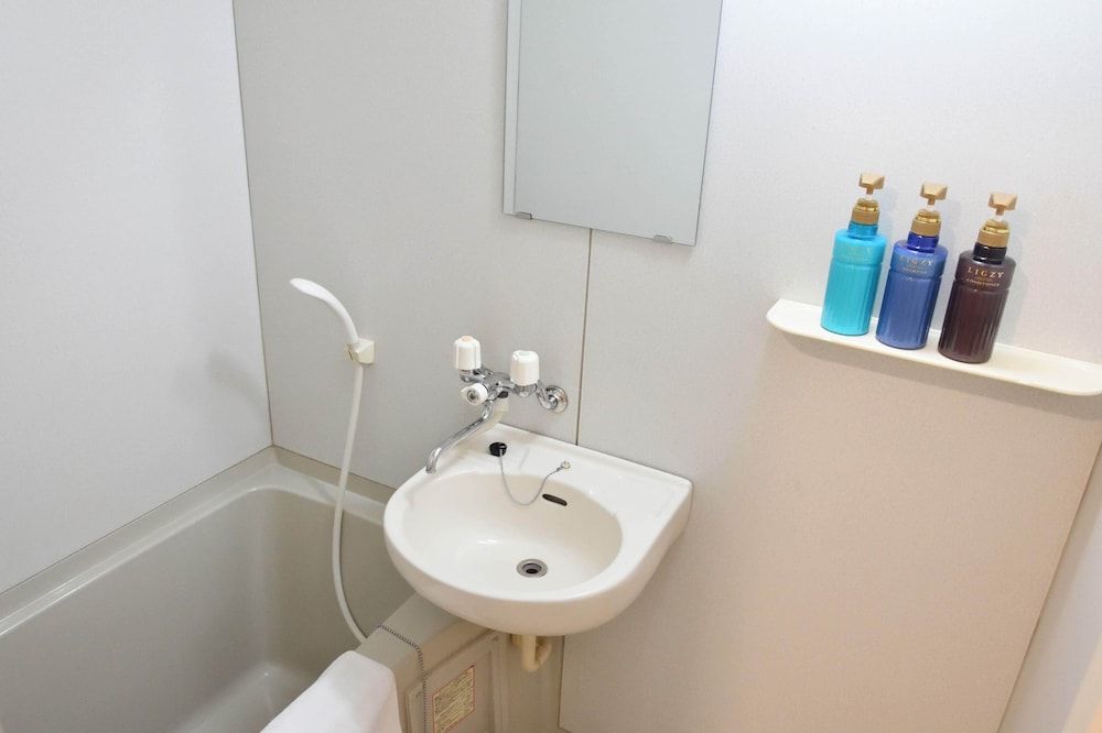 A&C STAY Shinsaibashi Standard Room 9