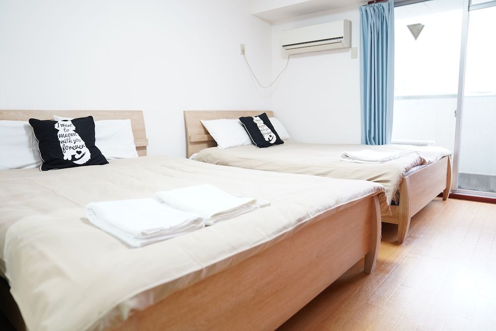 undefined Metro Daikoku Apartment 4