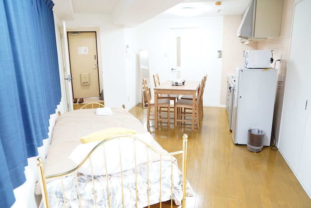 Metro Daikoku Apartment City Apartment, 1 Bedroom (602) 8