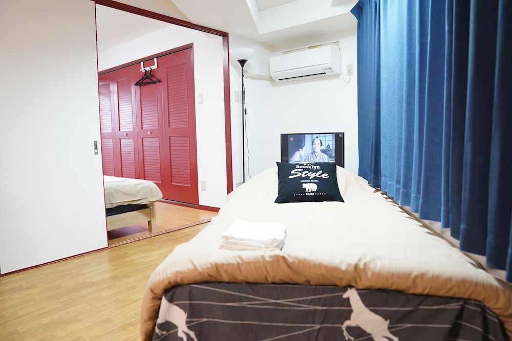 Metro Daikoku Apartment City Apartment, 1 Bedroom (702) 7