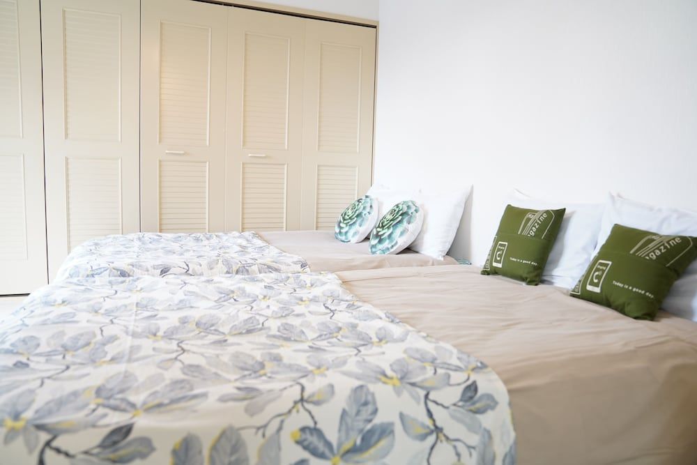 undefined Metro Daikoku Apartment 5