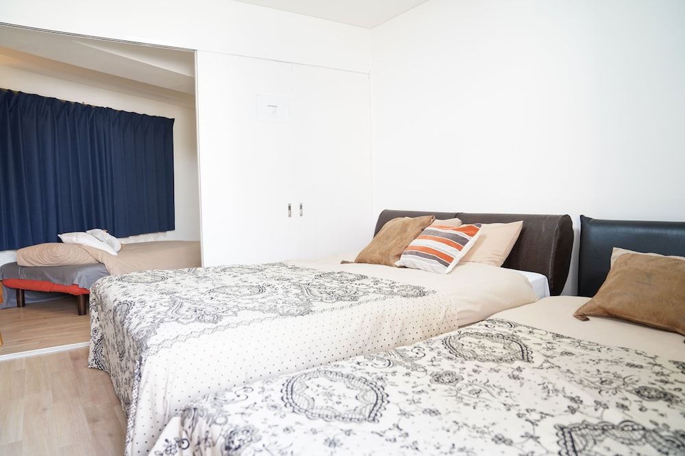 undefined Metro Daikoku Apartment 3