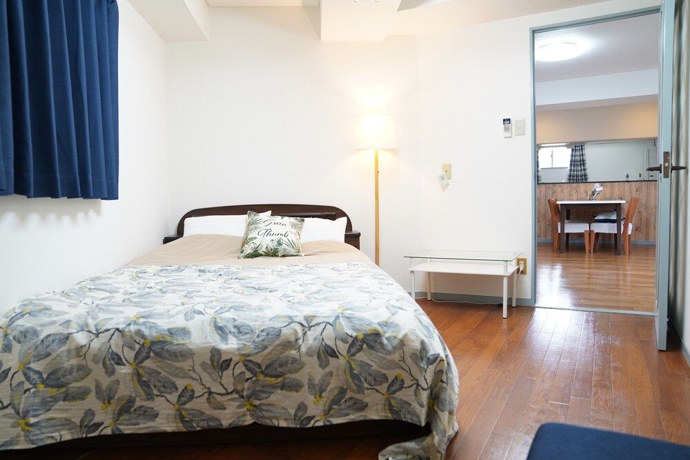 Metro Daikoku Apartment City Apartment, 3 Bedrooms (901) 5