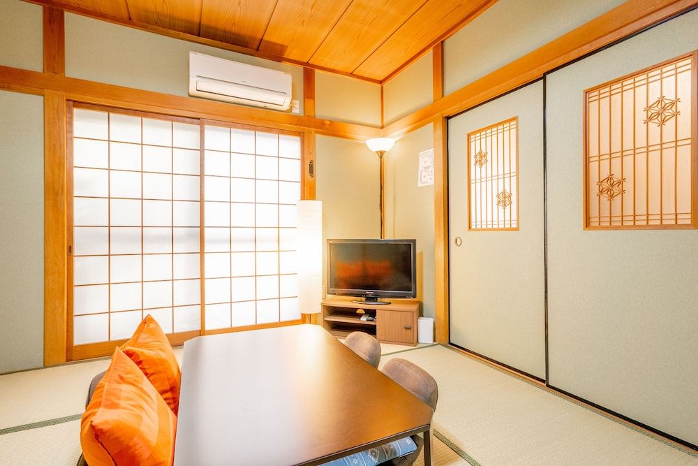 undefined Sakuragawa no hakugetu Osaka Castle Villa 7