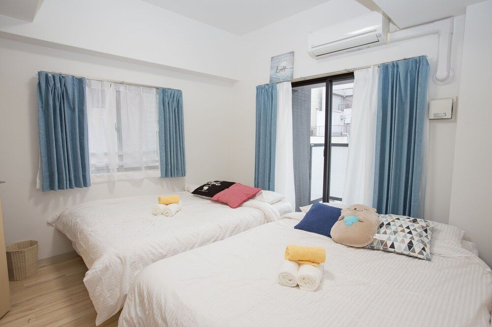 undefined Seaside Room Namba 4