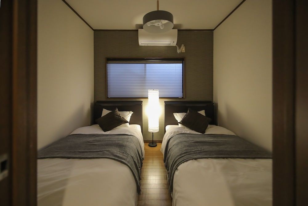 KUROMON Hibiki House 9 Guests Room, KH-1 5