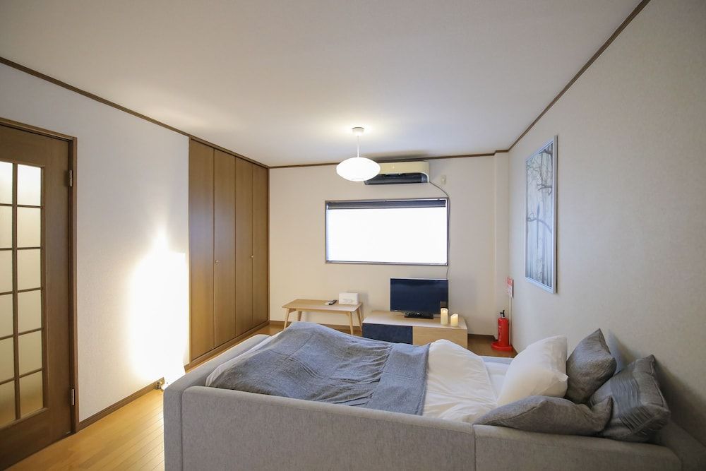 KUROMON Hibiki House 9 Guests Room, KH-1