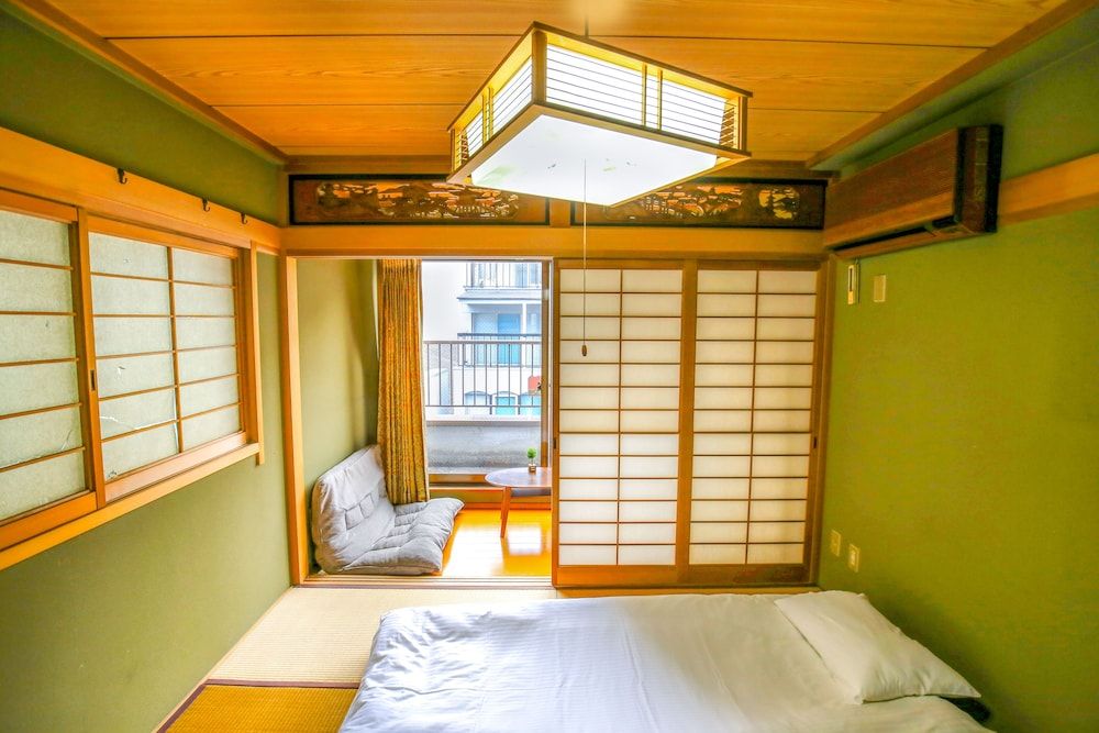 Shinsaibashi Qilv Apartments Apartment, 2 Bedrooms 4