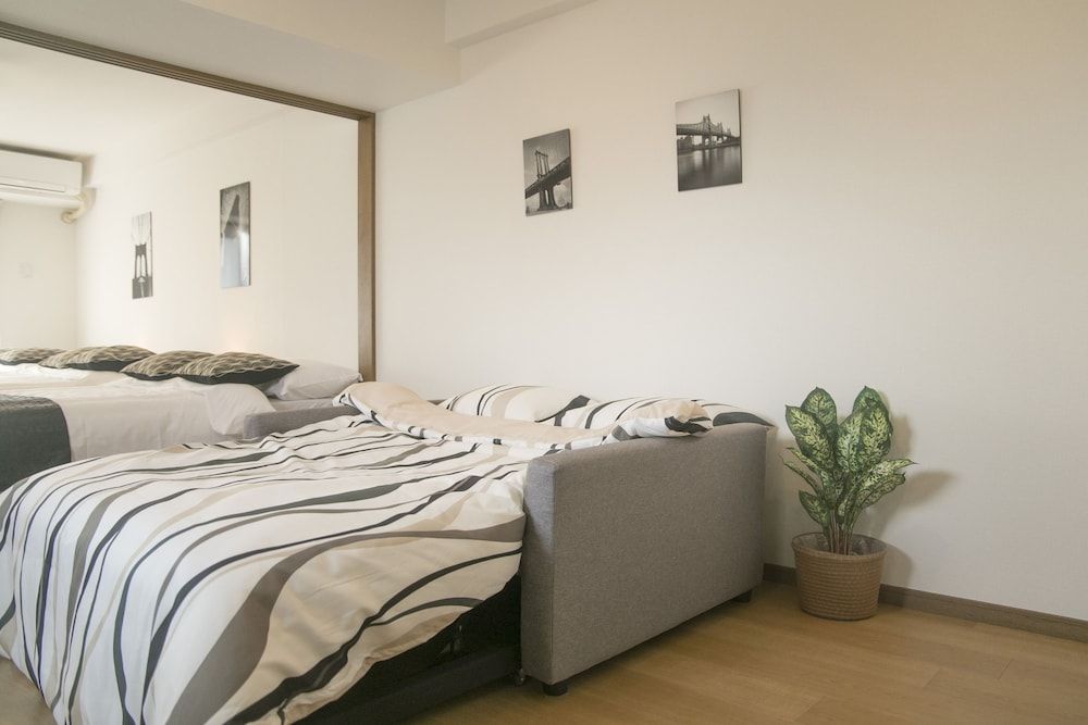 Shinsaibashi-House A Deluxe Apartment (B K01) 8