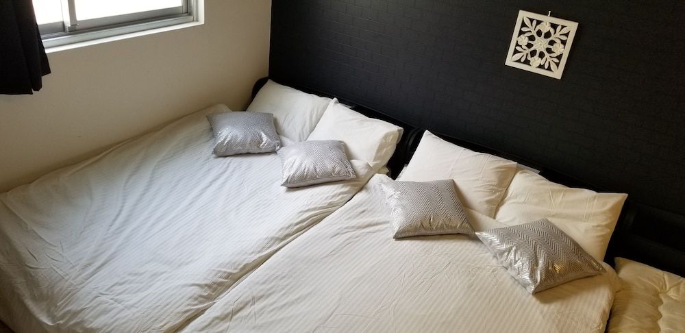 Guesthouse Daikokucho Ekimae Semi-Double Room, 505 3