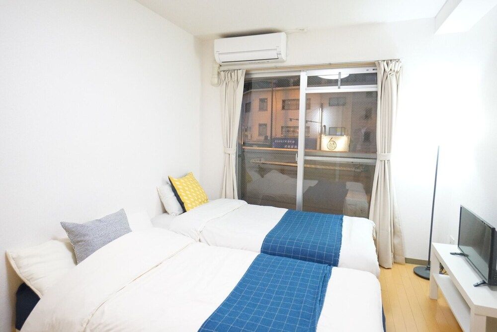 undefined Terry's Apartment Namba South I V02B 8