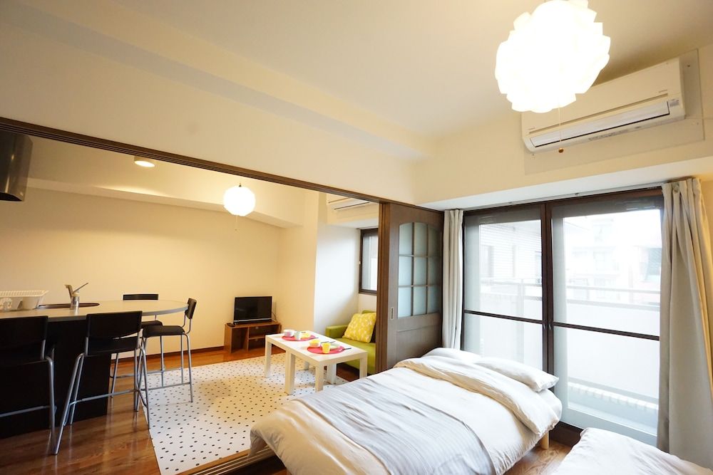 undefined Terry's Apartment Shinsaibashi East I G06B 8