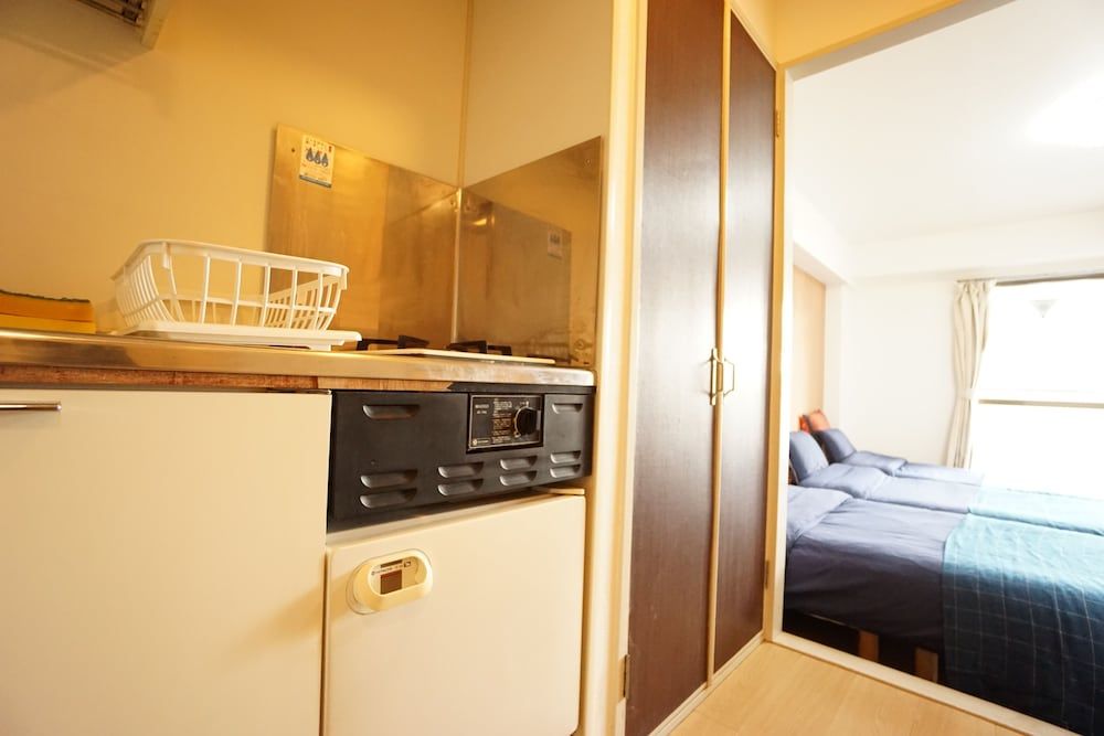 Terry's Apartment Namba South IV R03B Apartment 25