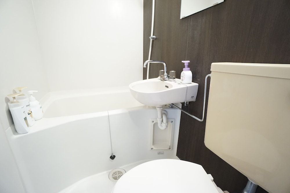 Terry's Apartment Namba South IV R03B Apartment 24