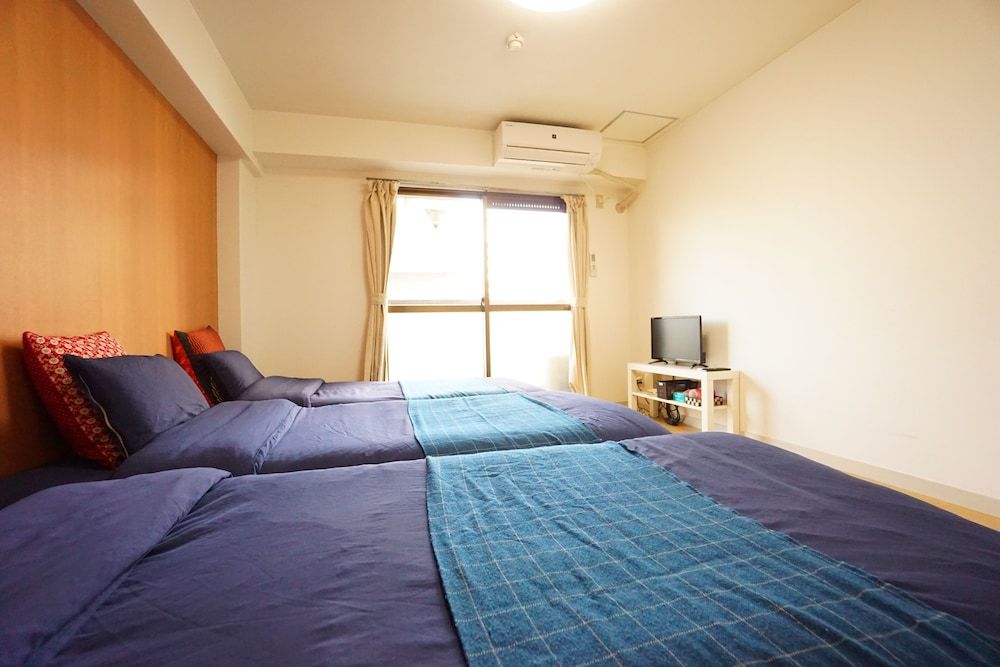 undefined Terry's Apartment Namba South IV R03B 6