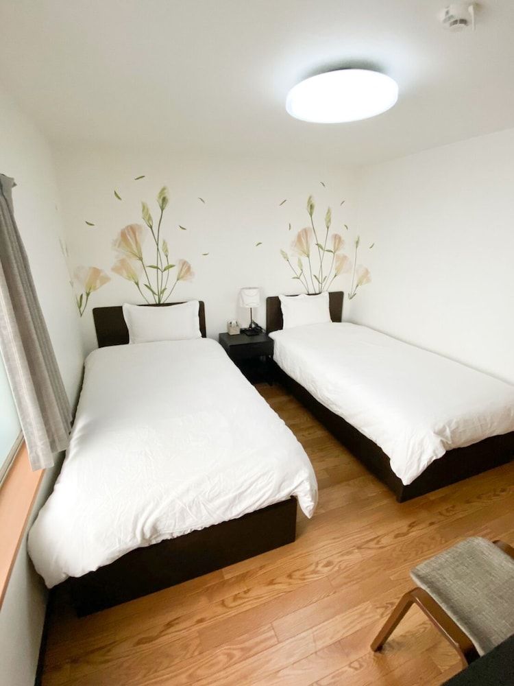 undefined Osaka Nipponbashi Family House 3