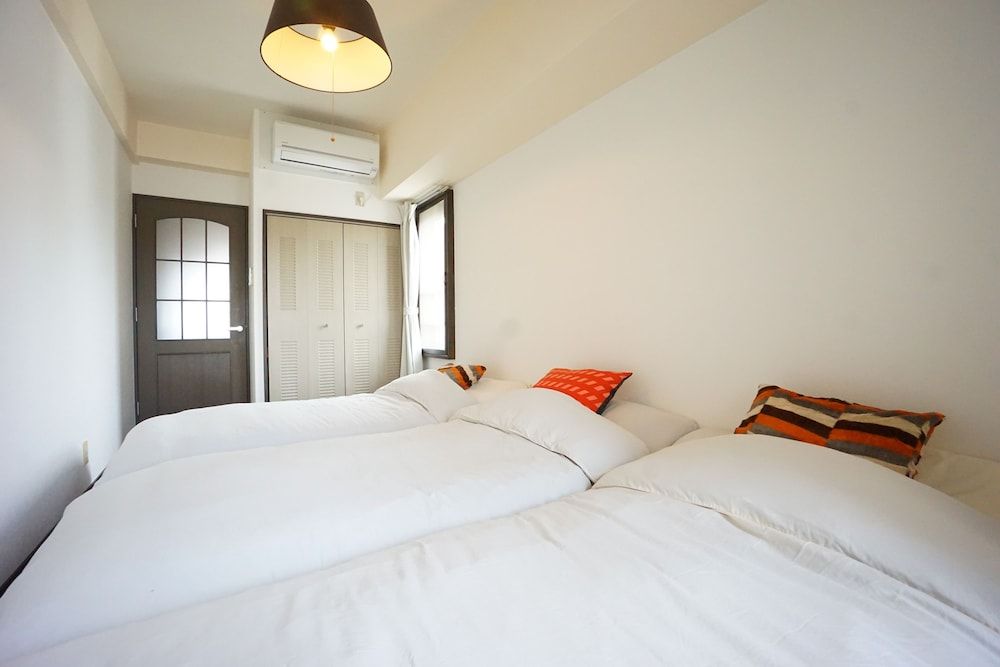 undefined Terry's Apartment Shinsaibashi East I G11F 4