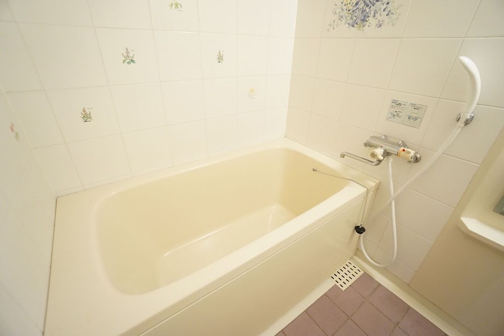 Terry's Apartment Shinsaibashi East I G07C Apartment 24