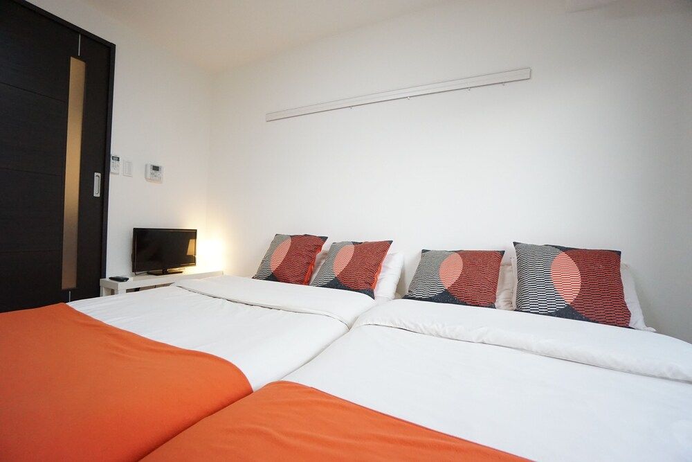 Terry's Apartment Namba West I E03C Apartment 12