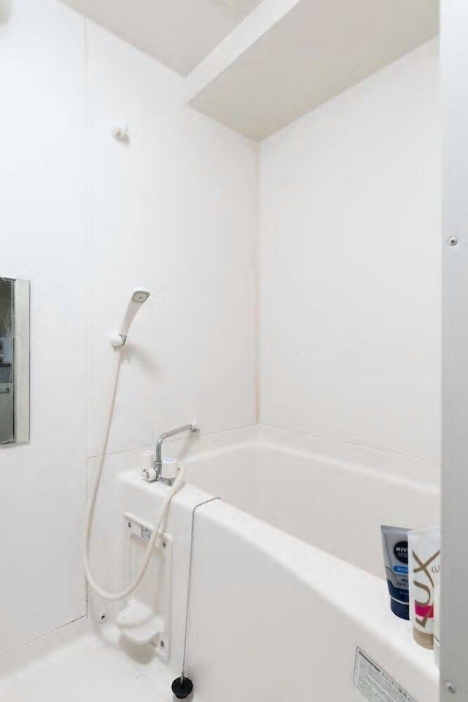 Terry's Apartment Namba South I V04A Apartment 17