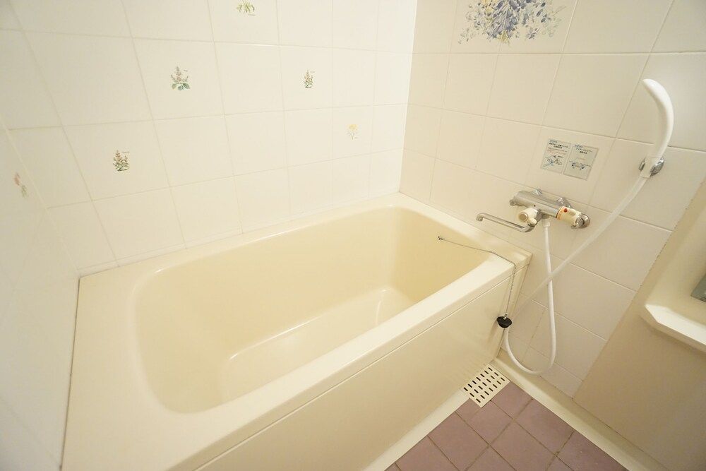 Terry's Apartment Shinsaibashi East I G09C Apartment 21