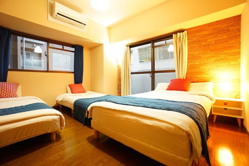 Terry's Apartment Shinsaibashi East I G04C Apartment 2