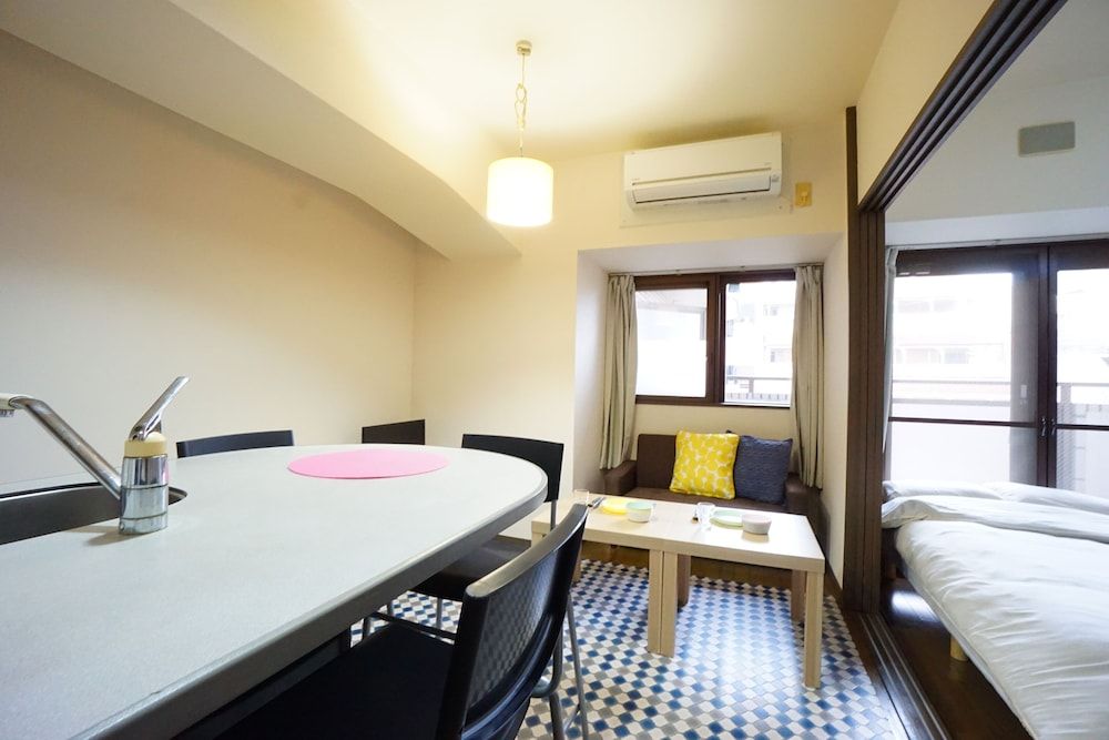 undefined Terry's Apartment Shinsaibashi East I G05B 8