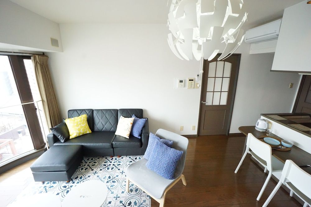 Terry's Apartment Shinsaibashi East I G11A Apartment 19