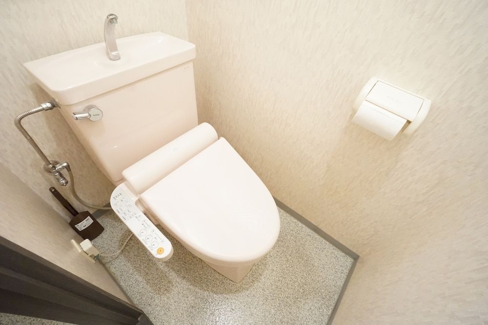 Terry's Apartment Shinsaibashi East I G11A Apartment 14