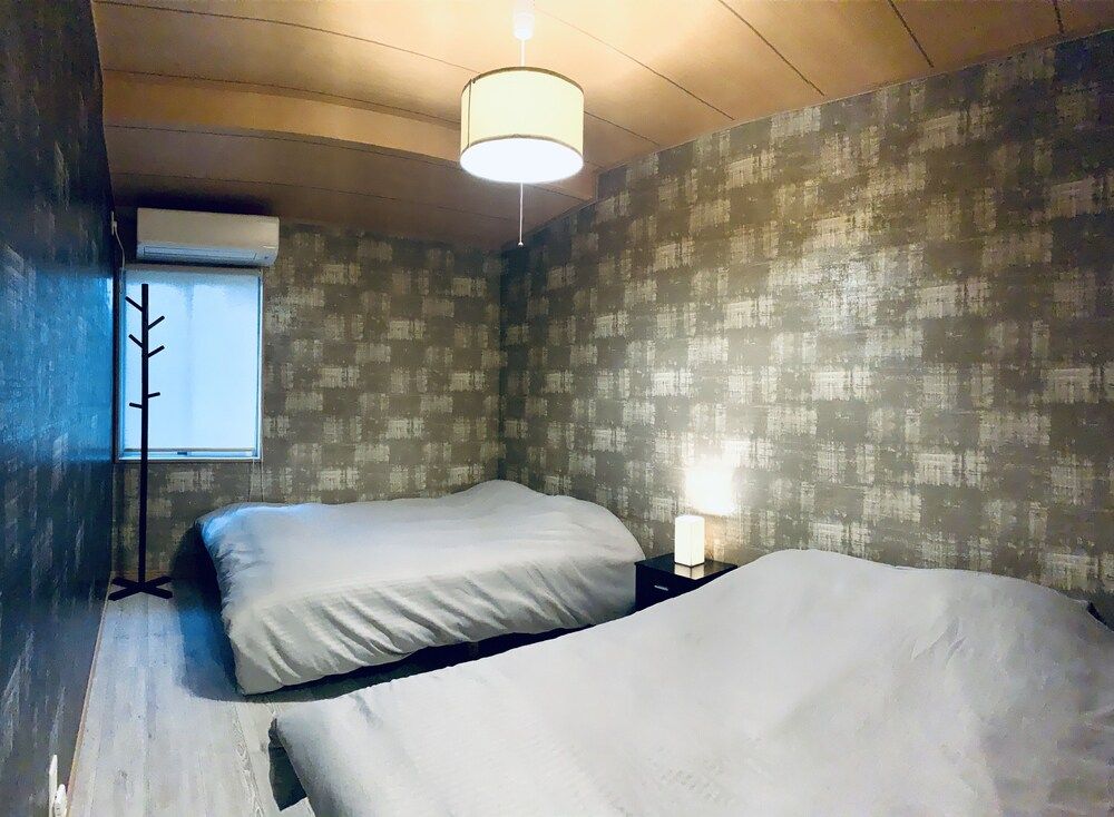 undefined Hanazonominami Apartment 102 6