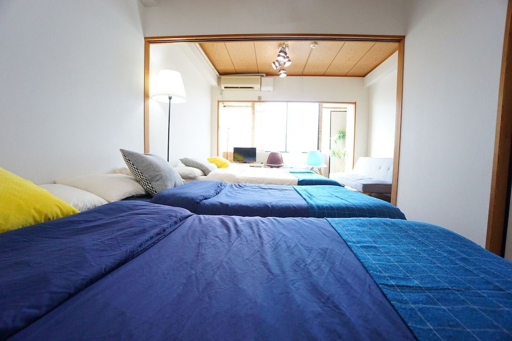 Terry's Apartment Namba South II H06P Apartment 18