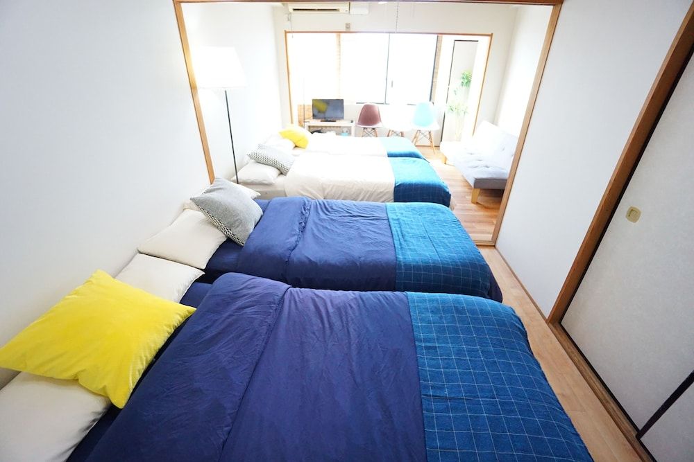 Terry's Apartment Namba South II H06P Apartment 11