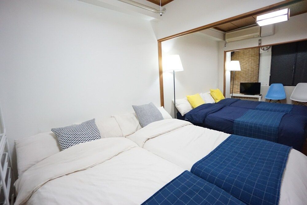 Terry's Apartment Namba South II H06P Apartment 14