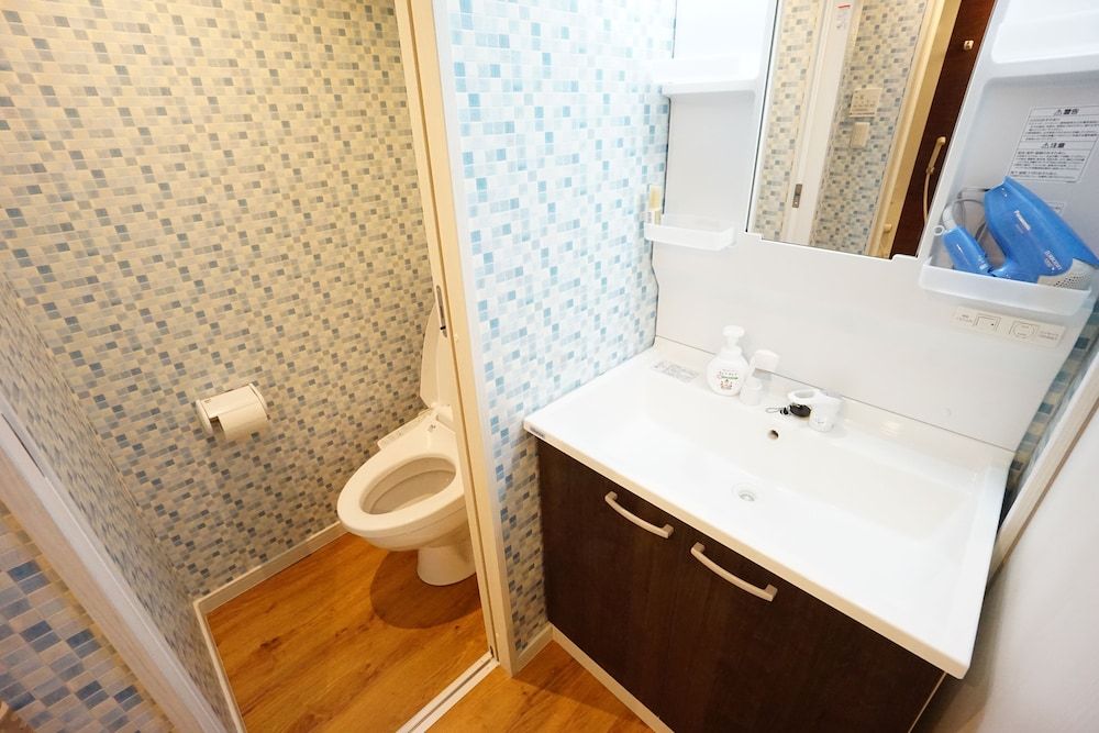 Terry's Apartment Namba South VII AS04A Apartment 26