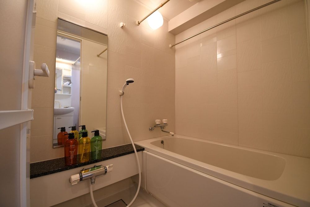 Beau Belle Nagahori 1002 Apartment 13