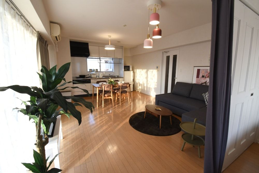 Beau Belle Nagahori 1002 Apartment 8